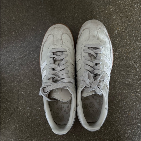 Adidas snickers - Picture 4 of 5